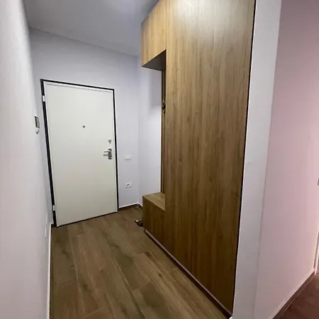 公寓 Ferit'S Property Near Myslym Shyri 地拉那