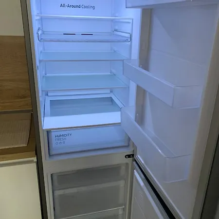 Ferit'S Property Near Myslym Shyri Lägenhet Tirana