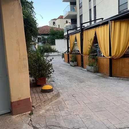 Nest Myslym Shyri * Tirana