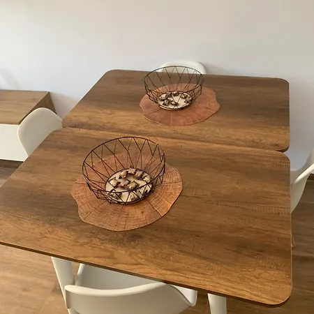 Ferit's Near Myslym Shyri