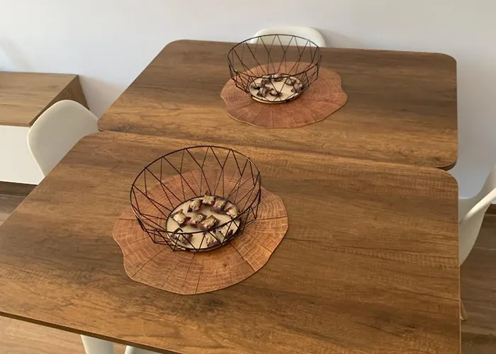 Ferit's Near Myslym Shyri